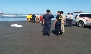 Tacna: agentes PNP rescataron cuerpo de mujer que perdió la vida en playa Meca