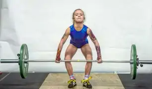 Niña de 7 años rompe récords levantando pesas en Canadá