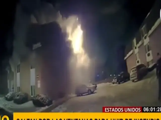 EEUU: huyen de incendio saltando por ventanas de edificio