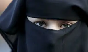 Suiza prohíbe el burka: mujeres no podrán ocultar su rostro en espacios públicos