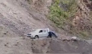 Deslizamiento de rocas estuvo a punto de acabar con la vida de cinco personas en Ayacucho