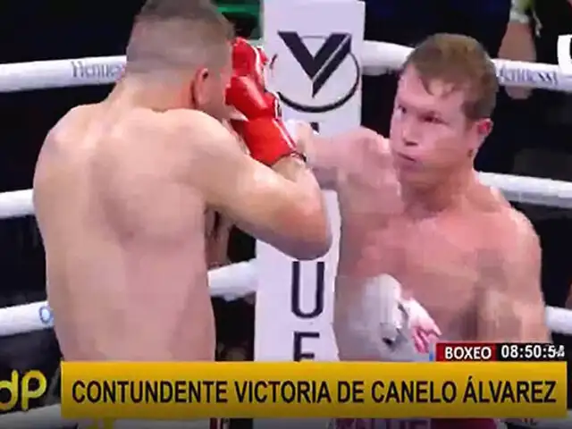 Mexicano “Canelo” Álvarez logra contundente victoria y retiene sus títulos en box