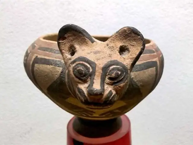 Perú recupera en Francia piezas arqueológicas que son Patrimonio Cultural de la Nación