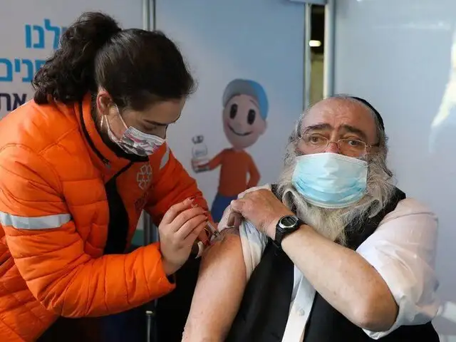 COVID-19: Israel se convierte en el primer país en vacunar a más del 50 % de su población