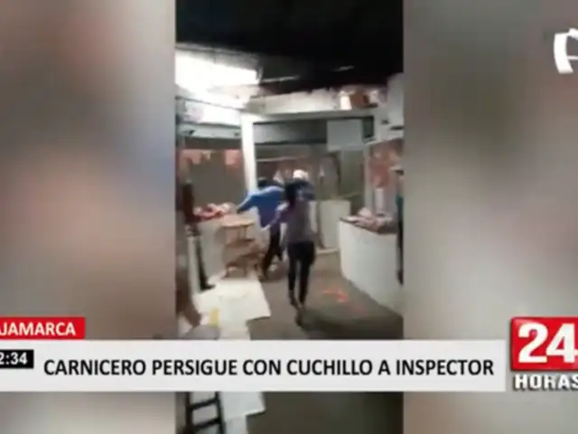 Carnicero persigue con cuchillo a inspector en Cajamarca
