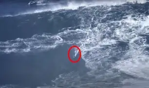 Portugal: joven de 18 años habría surfeado ola de 30 metros de altura
