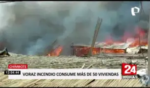 Chimbote: incendio destruyó más de 50 casas