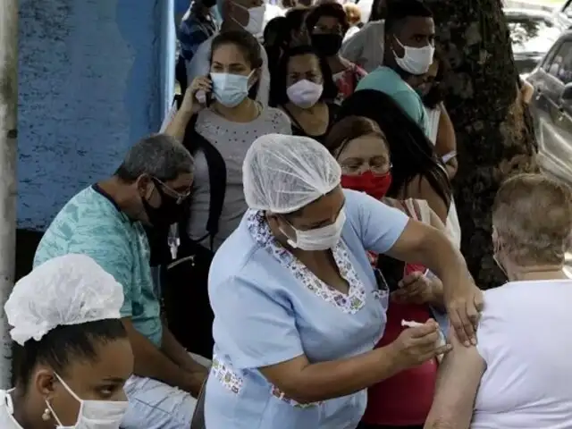 Brasil: millón y medio de personas no regresaron a recibir la segunda dosis
