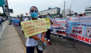 San Borja: enfermeras del INSN realizan plantón exigiendo pago de bonos Covid-19