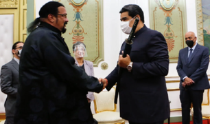 Venezuela: Nicolás Maduro recibió al actor Steven Seagal en el palacio presidencial