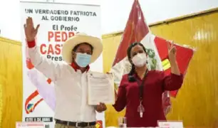 Segunda vuelta: Pedro Castillo y Verónika Mendoza firmaron un acuerdo político
