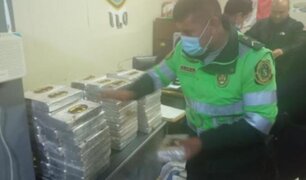 Moquegua: agentes PNP encuentran más de 200 paquetes de droga en vehículo abandonado