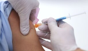COVID-19: pacientes oncológicos y con VIH serán vacunados desde este sábado