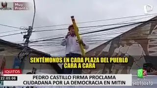 Pedro Castillo firmó durante mitin en Iquitos ‘Juramento por la democracia’