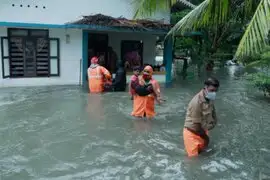 Ciclón Tauktae toca tierra en la India y deja a su paso muerte y destrucción