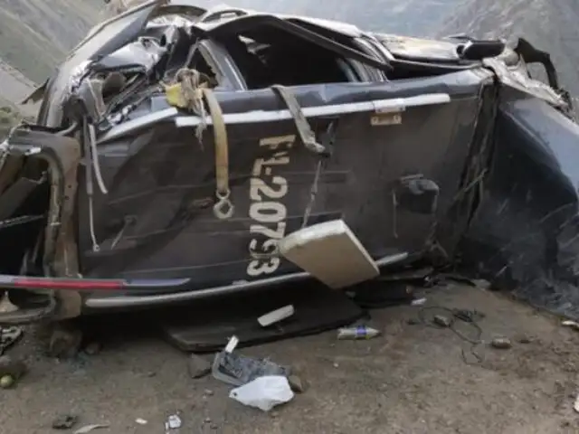 Accidente en Yauyos: comisario PNP muere tras despiste de patrullero
