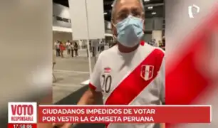 Ciudadanos fueron impedidos de votar por vestir la camiseta peruana