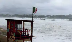 Huracán Enrique deja considerables daños a su paso por ciudades del oeste de México