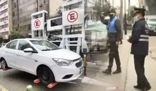 Miraflores ponen en servicio grúa que puede llevarse tres vehículos en simultáneo