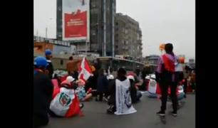 Manifestantes en contra de Pedro Castillo bloquearon la vía Expresa