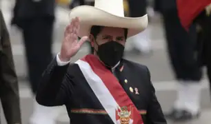 José Valdivia sobre vestimenta de Castillo: "Debió ser más peruanista y marcar la pauta nacionalista"