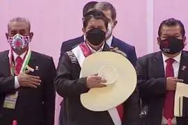 Himno Nacional se entonó en quechua durante ceremonia de juramentación simbólica del presidente Castillo