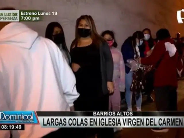 Virgen del Carmen: fieles se congregaron en exteriores de iglesia por más de 12 horas