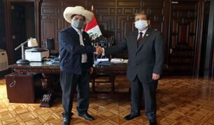Presidente Pedro Castillo y contralor Nelson Shack se reunieron en Palacio de Gobierno