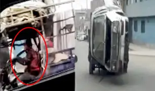 ¡Increíble! reciclador cargó auto en la tolva de una motocarga