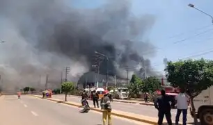 Alarma en Pucallpa: Incendio de grandes proporciones se registra en planta envasadora de gas