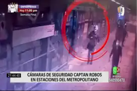 Cámaras de seguridad registran robos dentro de estaciones del Metropolitano
