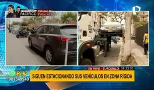 Autos estacionados en zona rígida de Surquillo: conductores aseguran contar con permiso de municipalidad