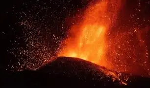 Volcán Cumbre Vieja: La Palma es declarada zona catastrófica y lava sigue avanzando al mar