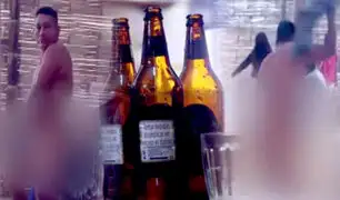 Por más cerveza: hombre baila totalmente desnudo en un bar ilegal en Tumbes