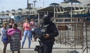 Ecuador: motín en cárcel deja al menos 30 muertos y decenas de heridos