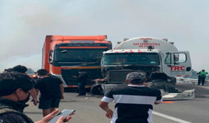Panamericana Sur: se generó congestión de vehículos por choque entre camión y cisterna