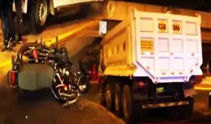 Dos muertos dejó un accidente de moto en La Victoria