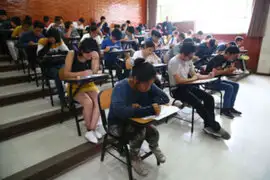 Perú Libre presentó proyecto de ley que establece ingreso libre a universidades