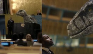 'Dinosaurio' irrumpe en la ONU para advertir a la humanidad: "no elijan la extinción"