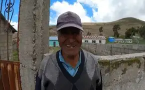 Puno: Anciano vive completamente solo en un pueblo deshabitado