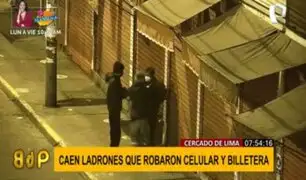 Cercado de Lima: caen ladrones que robaron un celular y billetera a transeúnte