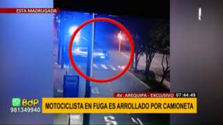 Avenida Arequipa: camioneta acaba en llamas por culpa de motociclista