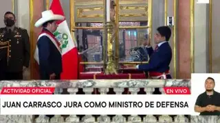 Juan Carrasco es el nuevo ministro de Defensa: "por la recuperación de las FF.AA. sí juro"