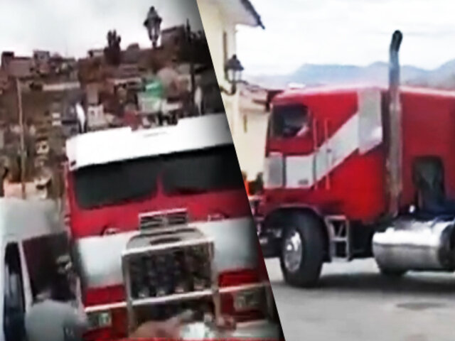 Optimus Prime chocó con una minivan en el Cusco