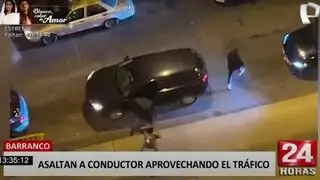 Barranco: delincuente armado aprovechó el tráfico para asaltar a conductor