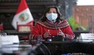 Dina Boluarte expresa sus saludos por navidad a familias peruanas