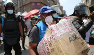 Cercado de Lima: incautan productos pirotécnicos que eran ofrecidos en plena vía pública
