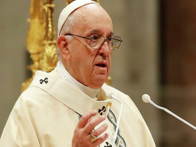 Italia: Papa Francisco recibirá mañana a primer grupo de refugiados de Chipre