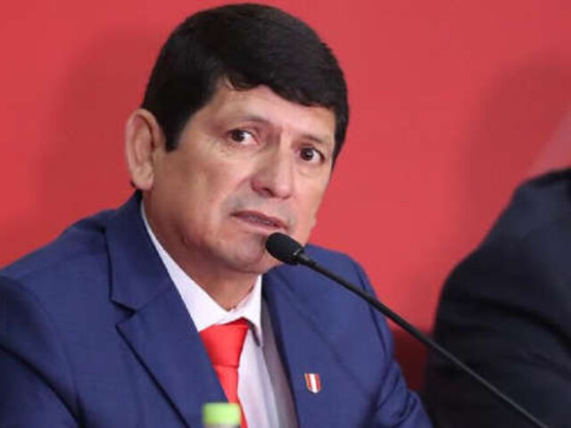 Agustín Lozano ganó elecciones y seguirá siendo presidente de la FPF