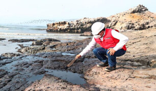 Ministro del Ambiente supervisó daños en mar de Ventanilla tras derrame de petróleo